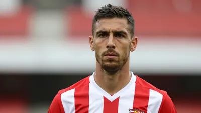 Sheffield United saw a move for veteran defender Seamus Coleman fail after the ex-Everton captain opted to keep his...